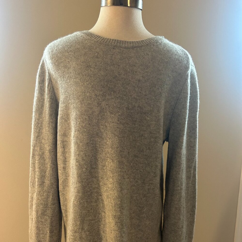 GAP Cashmere Gray Sweater Large